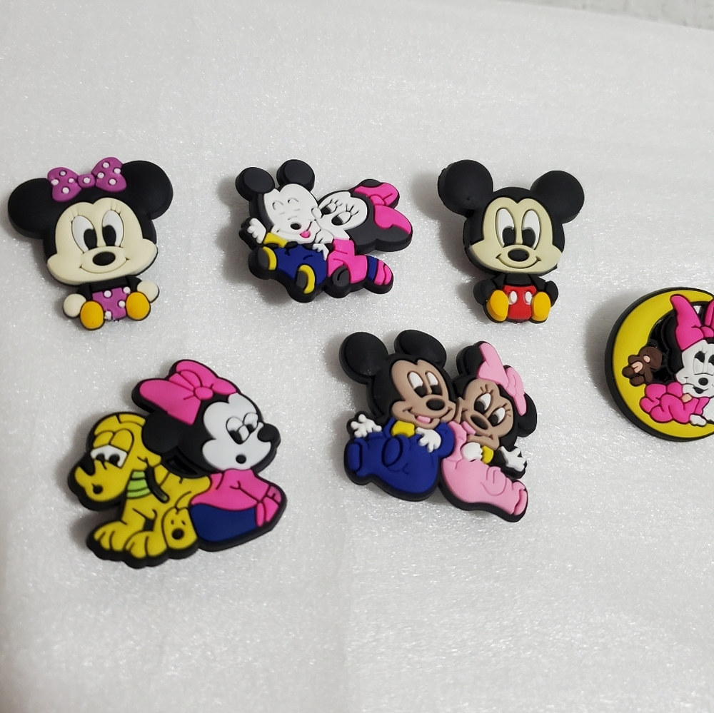 NEW Baby Minnie and Mickey Shoe Charms (Set of 6)